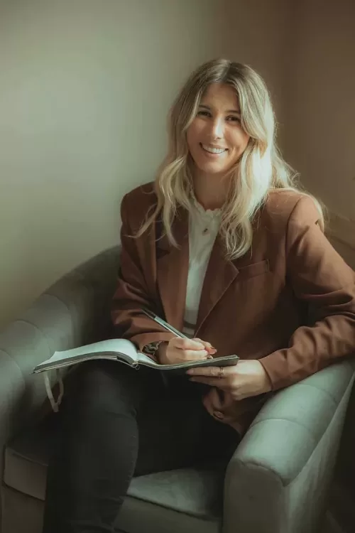 78e5ff 249fd0d3714d4034a23f8859e7f418c6mv2